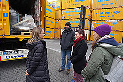 Hilfstransport mit Spenden in die Ukraine unterstützt von zapf umzüge